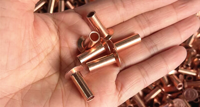 Bakrene zakovice pošiljajo v Evropo